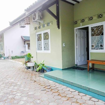 Reddoorz Near Institut Pertanian Yogyakarta Otel Maguwo Dış mekan fotoğraf