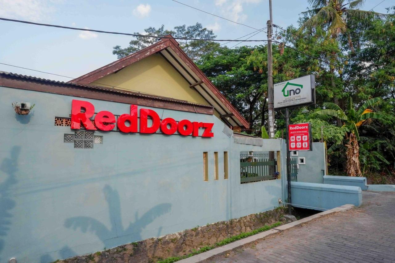 Reddoorz Near Institut Pertanian Yogyakarta Otel Maguwo Dış mekan fotoğraf