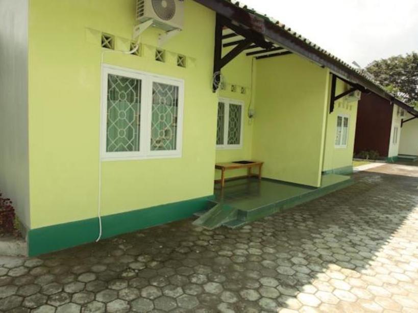 Reddoorz Near Institut Pertanian Yogyakarta Otel Maguwo Dış mekan fotoğraf